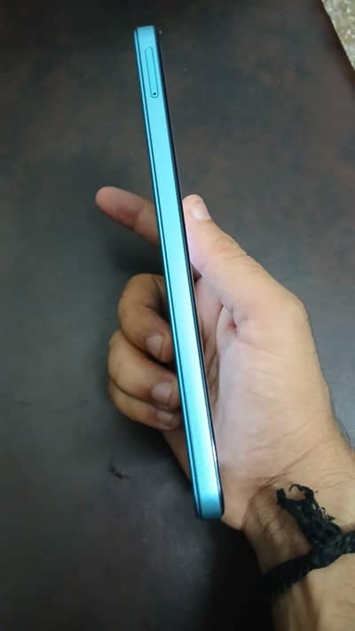 Nokia hmdaura 2 mobile hai option m ni a Raha tha is ley Nokia 6 likha