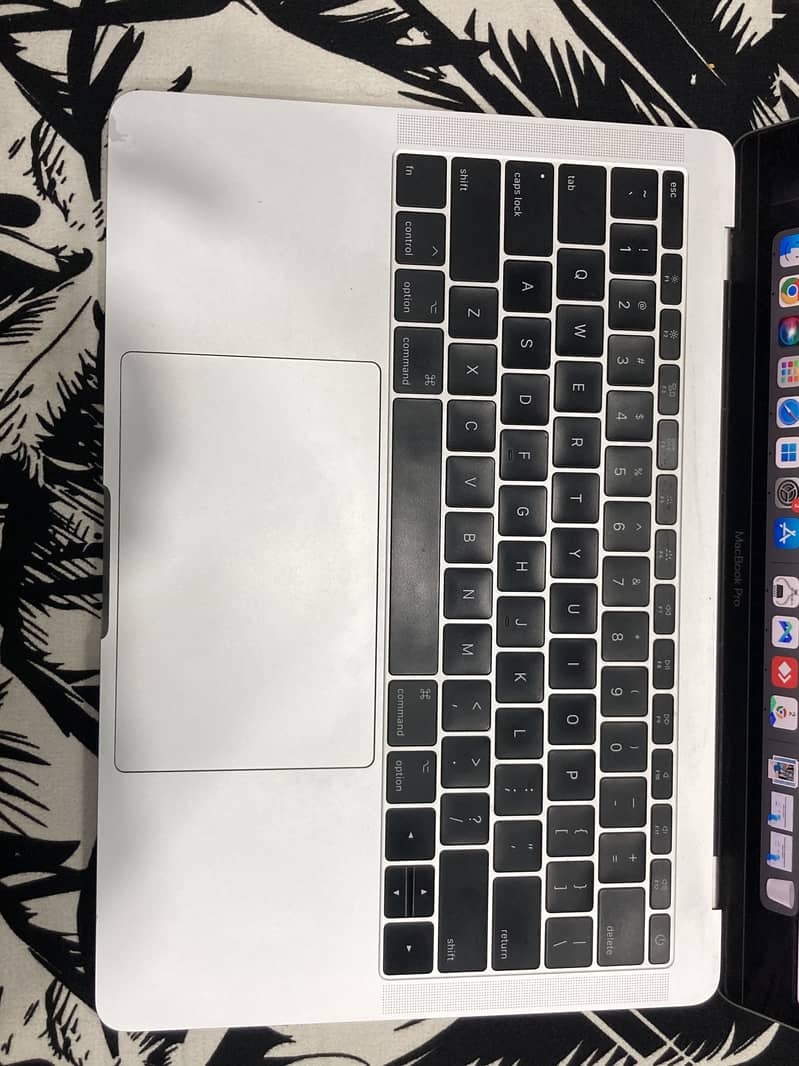 Macbook pro 2017 3