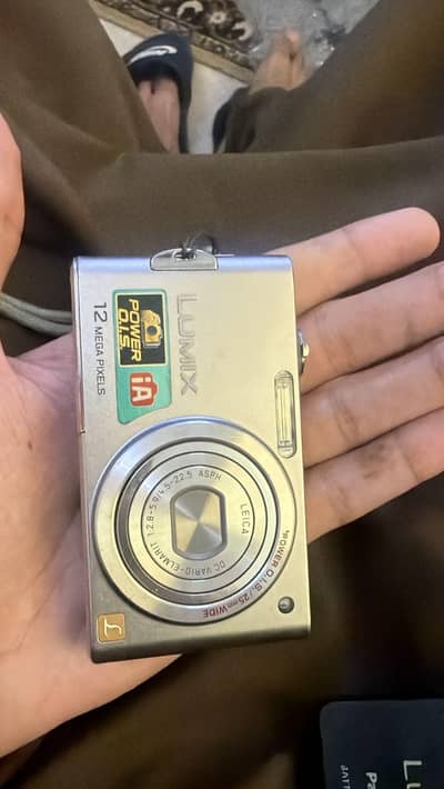 Digital Camera