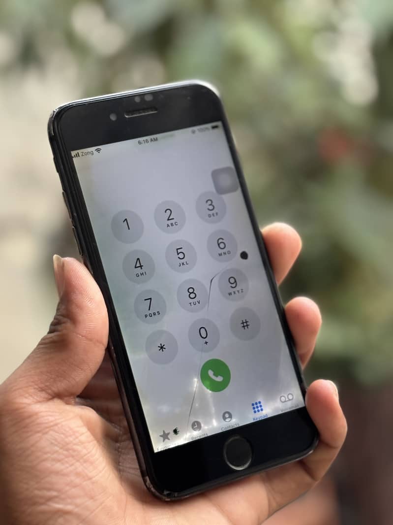 Apple iPhone 7 6