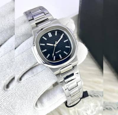 Men Square Watch Black Dial Silver Steel Chain Strap