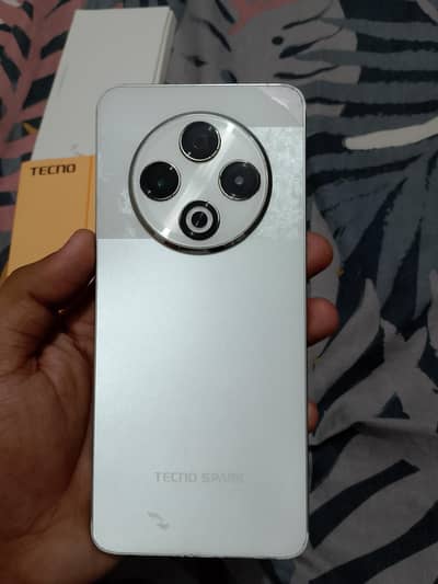 Tecno SPARK 30C