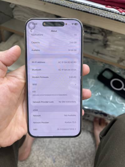 iPhone 16 pro max.