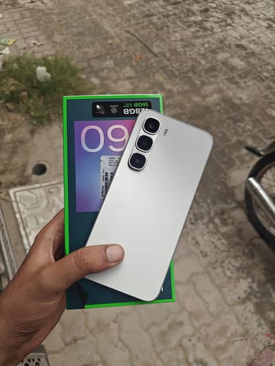 Infinix Hot 60 Pro