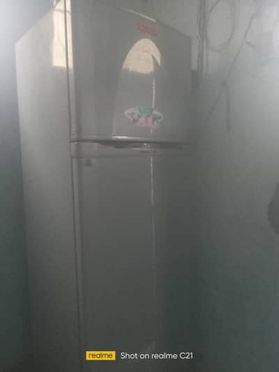Dawlance fridge he  good ok he ek bar gas Dali estemal me nai ara