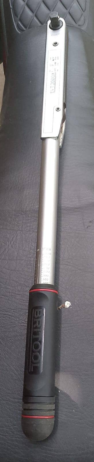 Torque rod  britool made in England