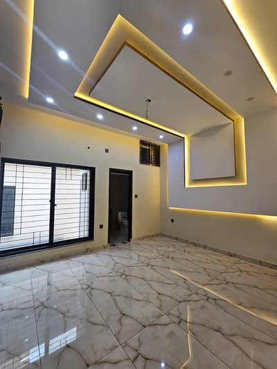 10 Marla House For Sale In Jade Block Main Road