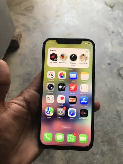 Apple iPhone 12