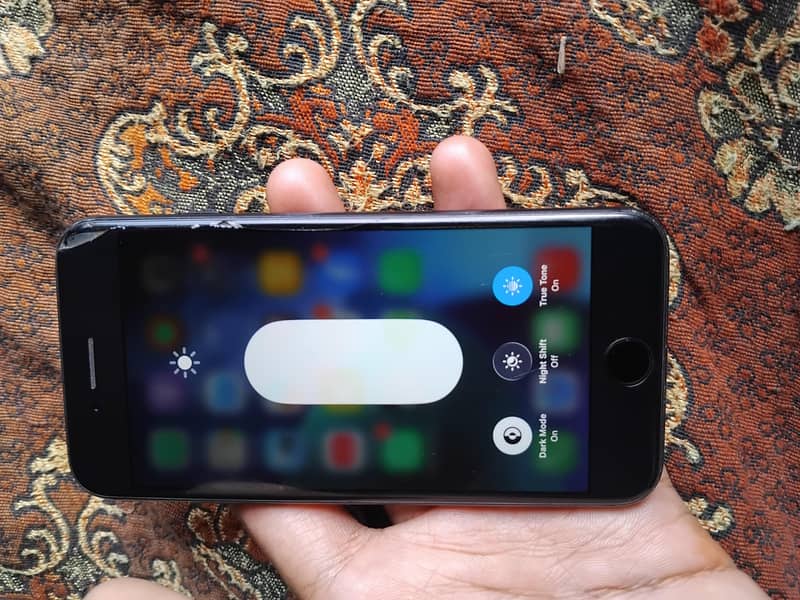 iPhone SE 03211538092 WhatsApp number 3