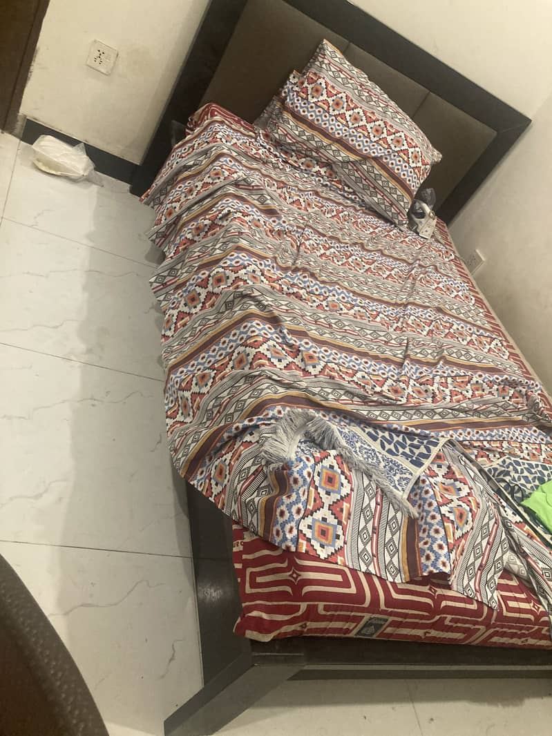 Single bed 2