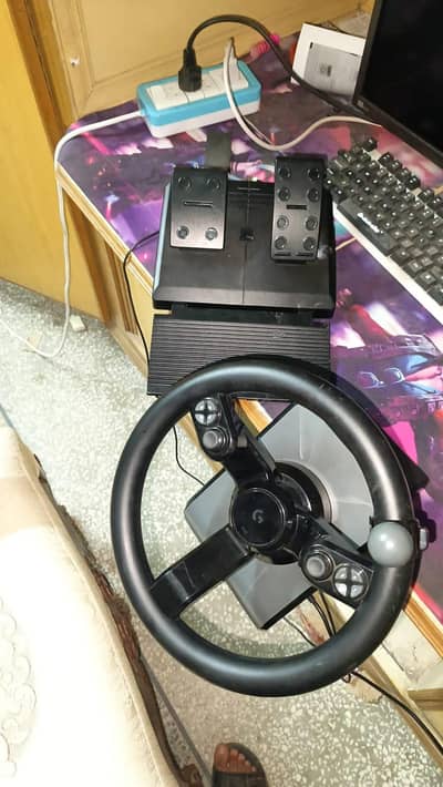 Logitech heavy equipment for sale in 10/10 condition