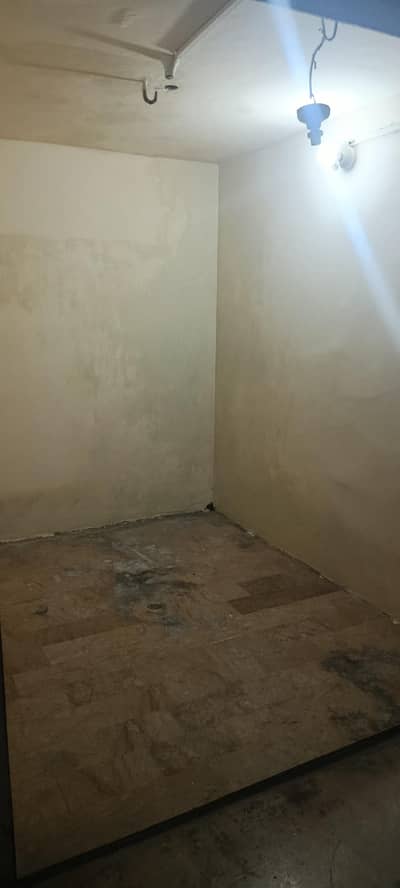 PRIME LOCATION SHOP FOR SALE