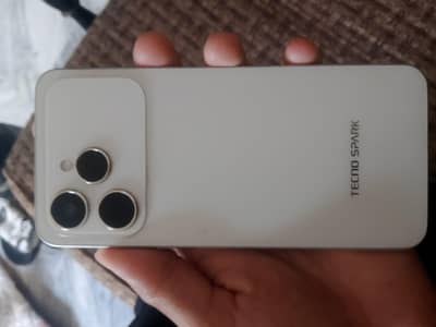 Tecno Spark 40 ( 6+6GB )  ( 128GB )