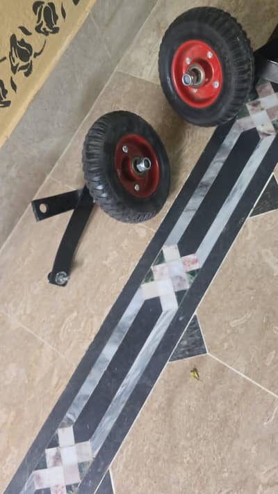 extra wheel of electric bike
