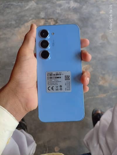 Tecno Spark 4