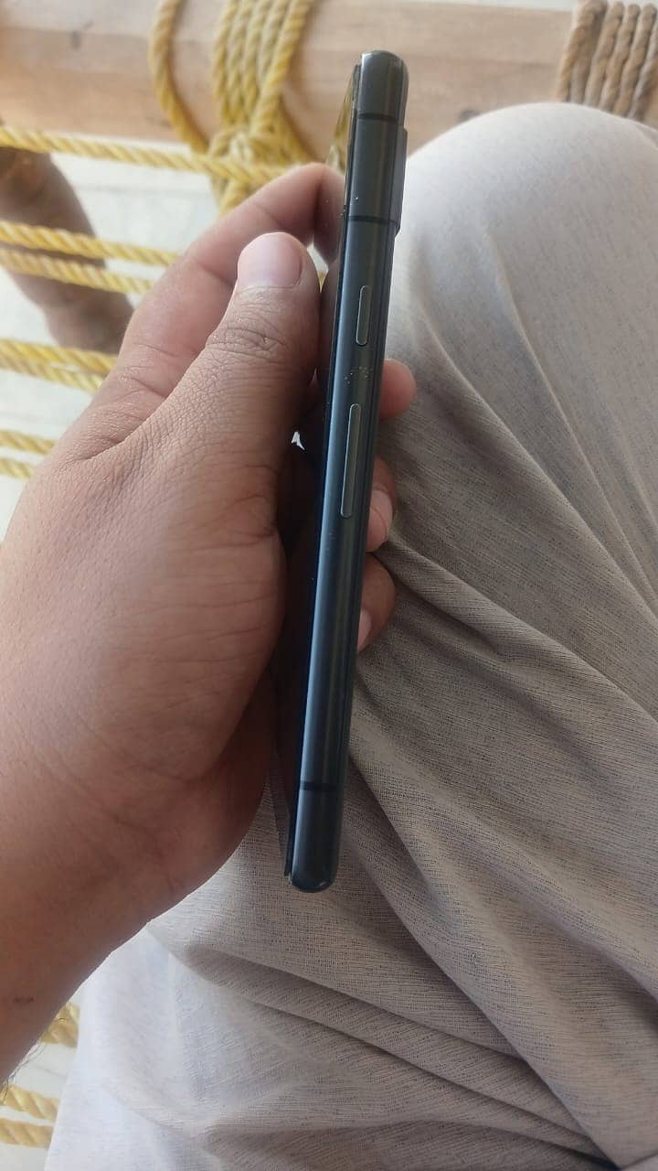 Google Pixel 7a 2