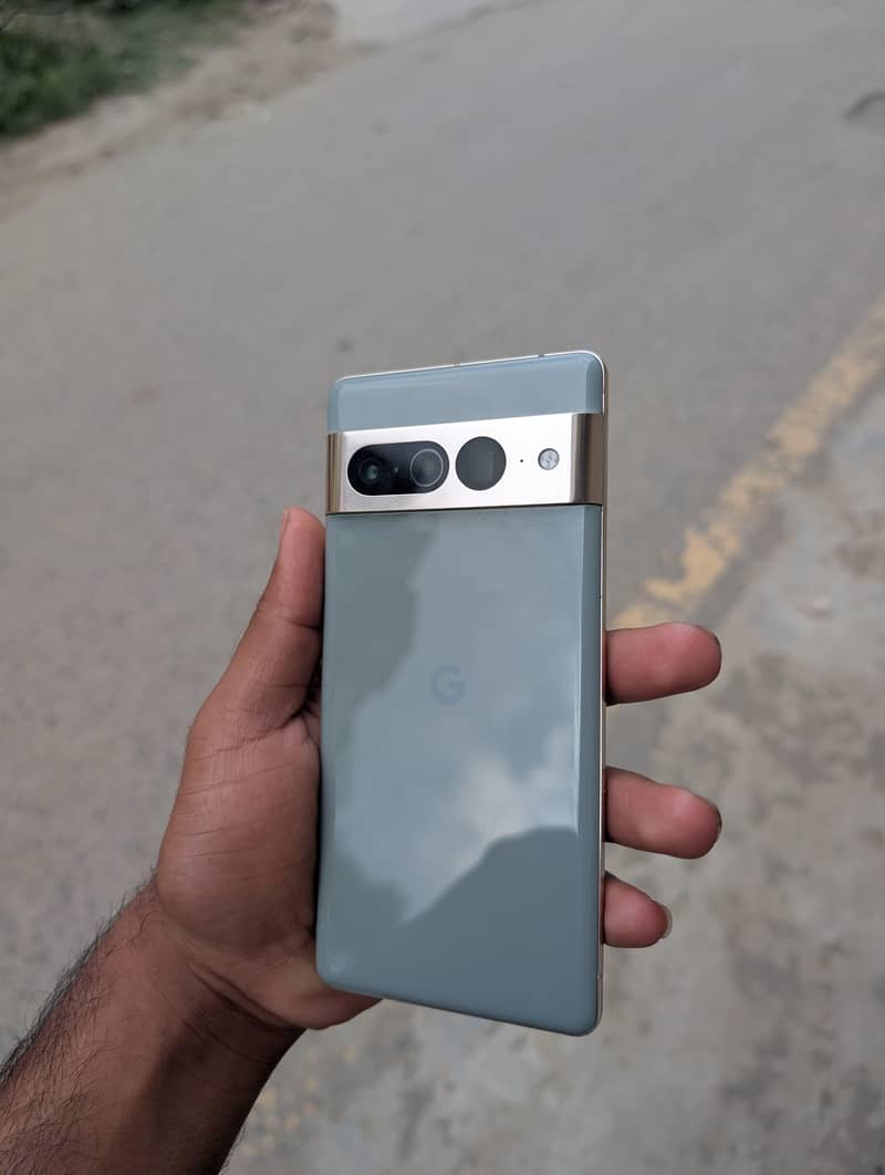 Google Pixel 7 Pro 2