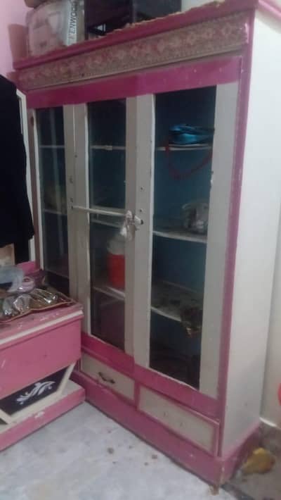 ہوم فرنیچر اینڈ گڈ کنڈیشن 03139955141
