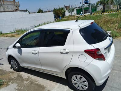 Toyota Vitz 2014
