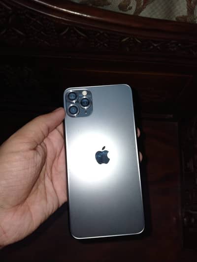 11 pro max 10/10 condition
