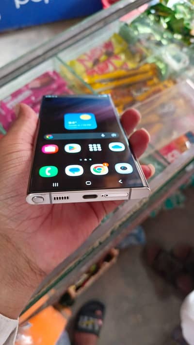 Samsung Mobile S22 Ultra