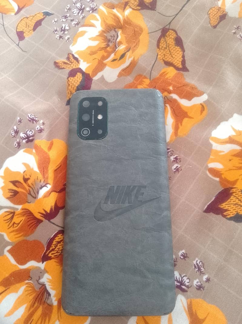 One Plus 8T 1