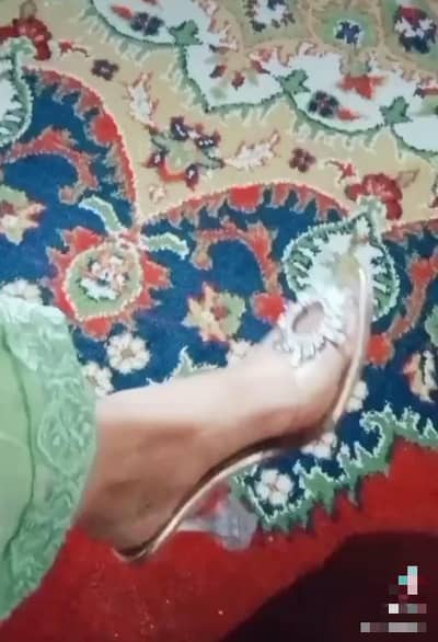transparent Heel 