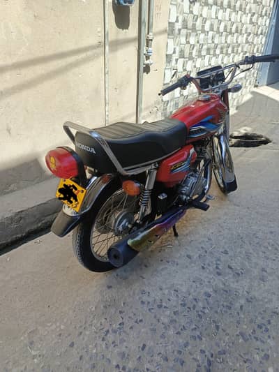 Honda 125 less used bike
