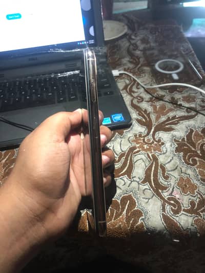 Apple iPhone XS Max factory unlock