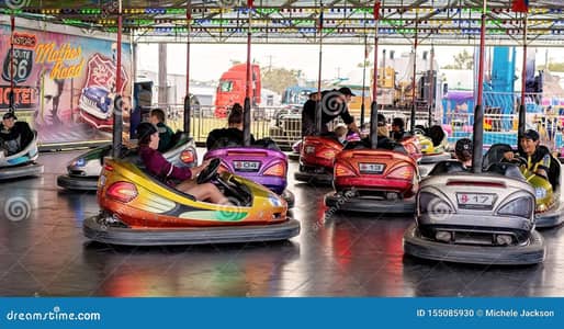 Doging car bumper car