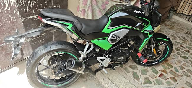 super star 200cc excellent condition