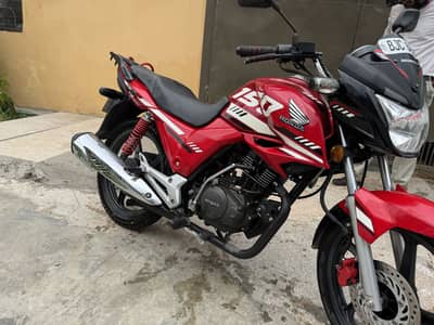 HONDA CB150f.  2025