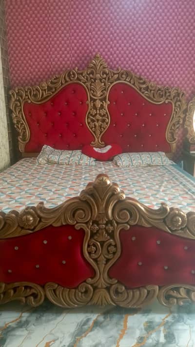 double bed without gadda.
