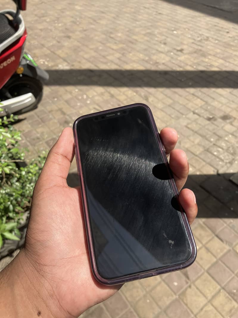 iPhone 11 Pro 2