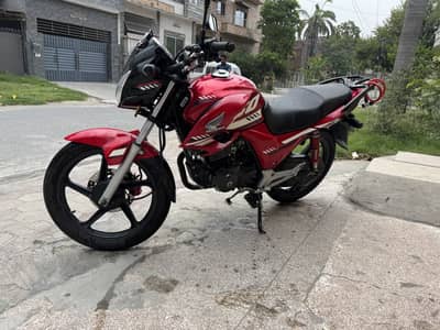 Honda Cb 150 f.  2025