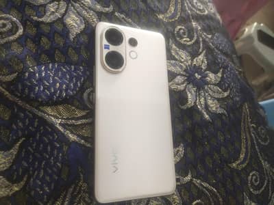 Vivo V60
