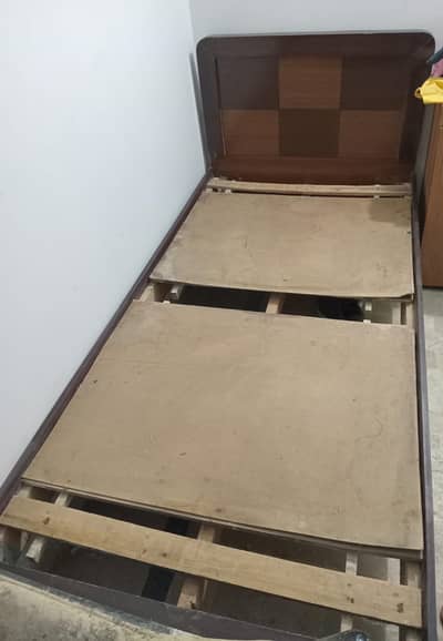 Single bed available for sale