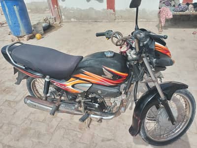 honda pridor 100cc black