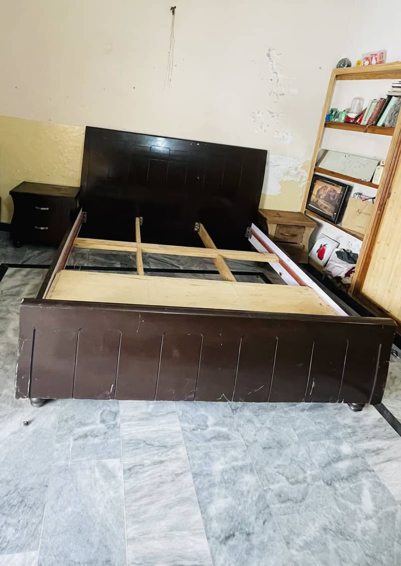 Double bed 0