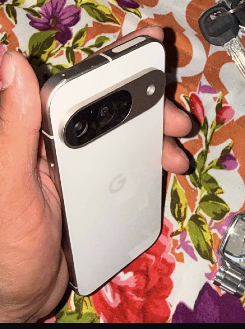 Google Pixel 9 2