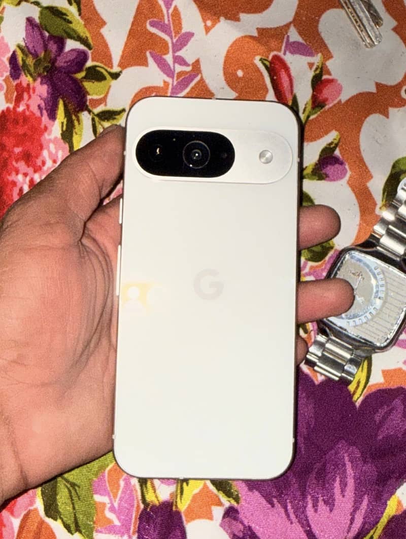 Google Pixel 9 3