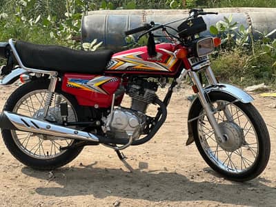 Honda 125 2025 10/10 condition