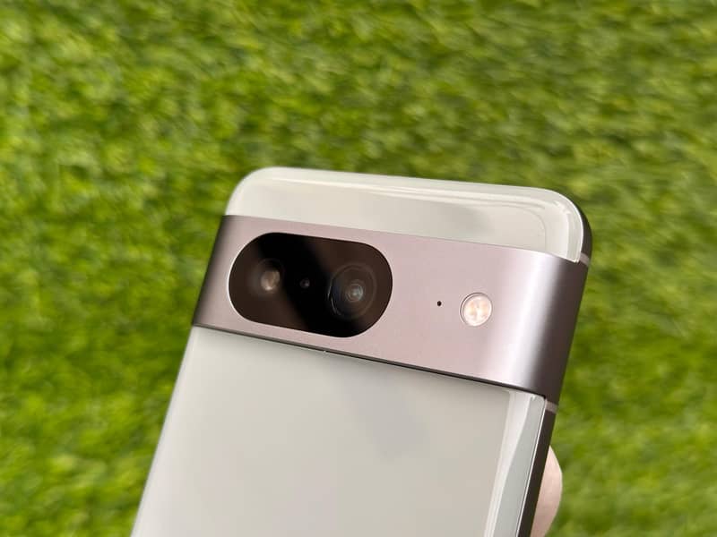 Google Pixel 8 - PTA Approved | 8GB Ram | 128GB Storage | 10/10 Condit 3