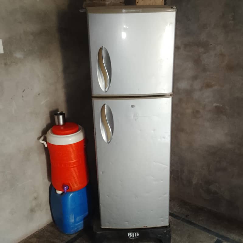 fridge 0