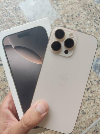 Apple iPhone 16 Pro Max