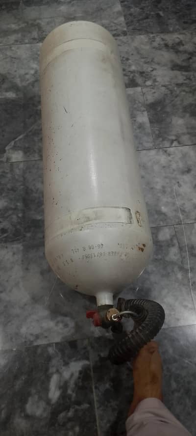 CNG Gas Cylinder For Sale
