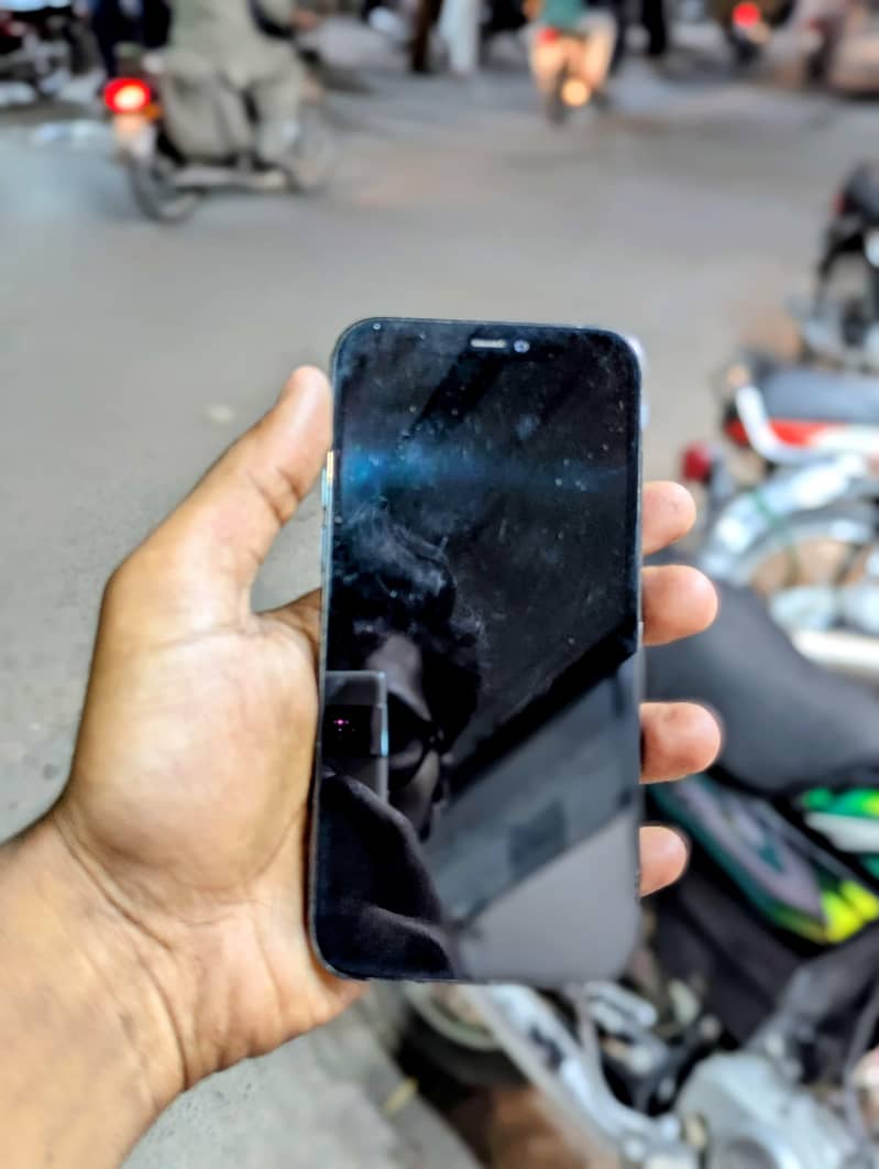 Iphone 12 pro 1
