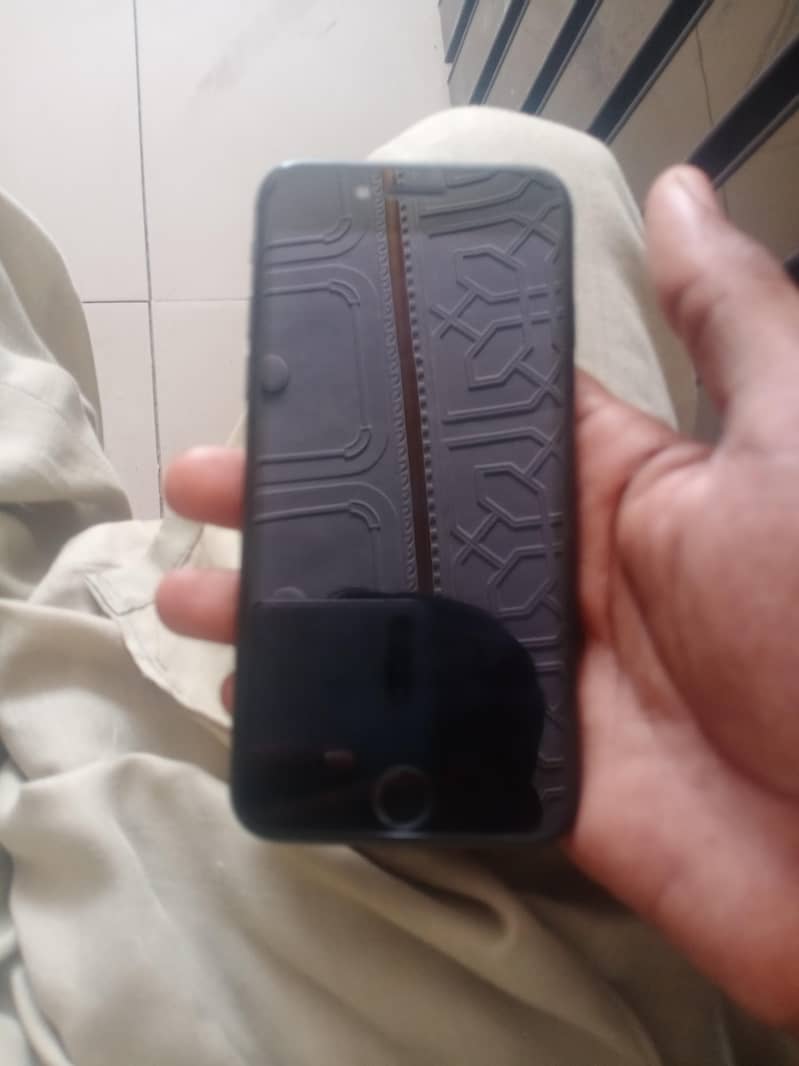 Apple iPhone 8 2