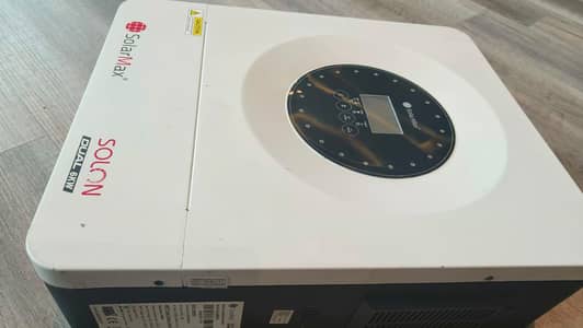 SolarMax Saloon IP21 6kW Hybrid Inverter for Sale