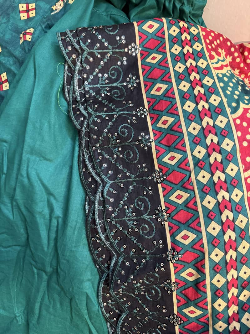 Dresses 0